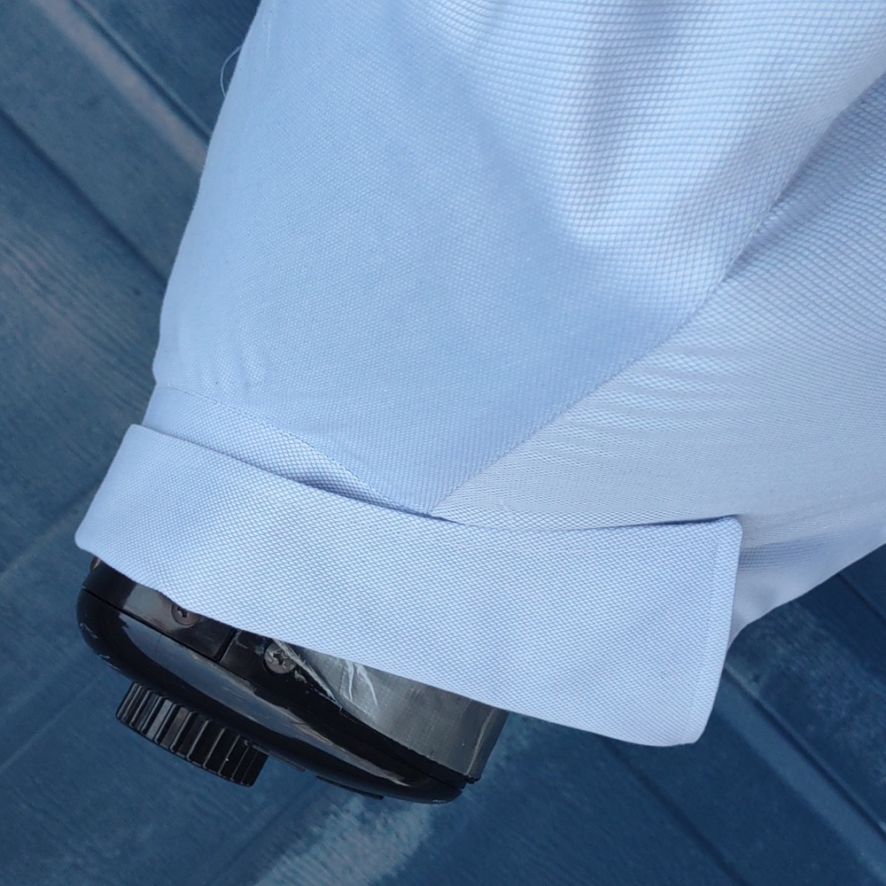 ISAIA (Napoli) Men's Solid Woven Luxury Dress Shirt. - Picture 8 of 17